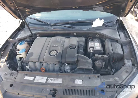 2013 Volkswagen Passat 2.5L Se z USA, uszkodzony, nr VIN 1VWBH7A3XDC117685